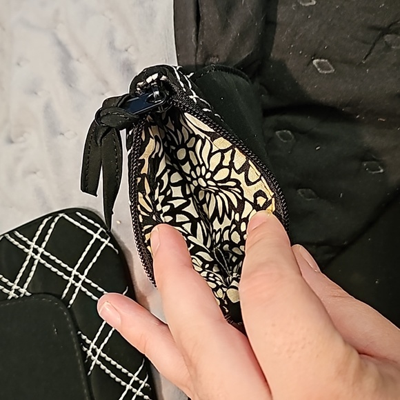 Vera Bradley clutch and Keychain wallet set - Picture 6 of 6